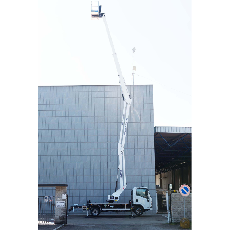Nacelle Snake 20FB  conçue pour les travaux en hauteur jusqu'à 19,8 m à Grenoble, Lyon, Valence, Rhône-Alpes -  disponible en achat neuf et en location de courte à longue durée_0
