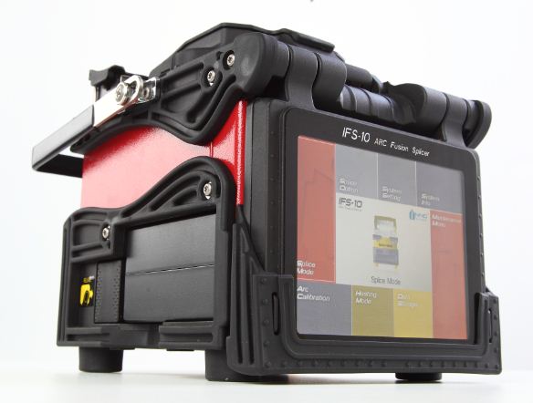 Soudeuse fibre optique dernière génération IFS 10 - Compacte et performante, alignement cœur à cœur, soudure G.657 et G.652_0