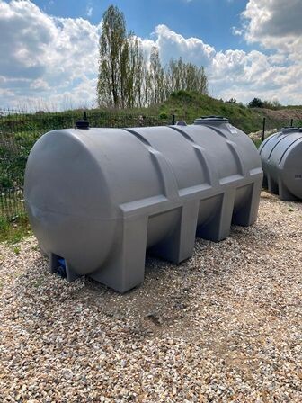 Polycuve pe 5000l grise - diam : 1m50 - lg : 3m40 - hauteur : 1m55 - ref : w00502304001p - dabert-citernes_0