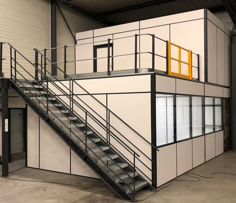Mezzanine métallique industrielle résistant et évolutif pour entrepôts industriels, commerciaux, ateliers, magasins, etc_0