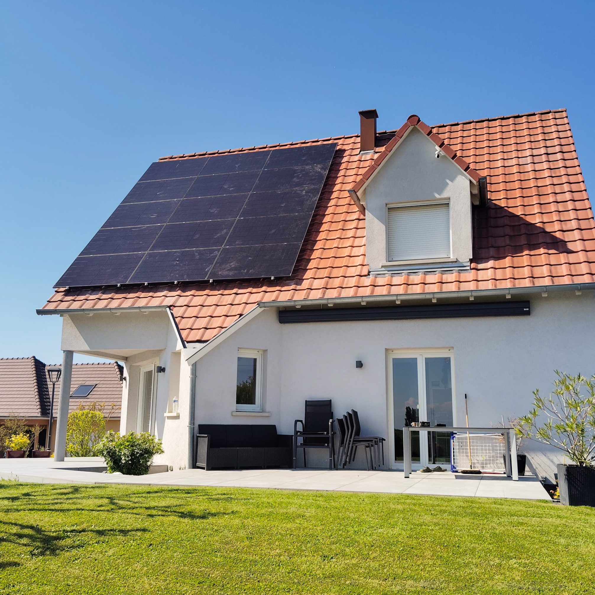 Panneau photovoltaïque 6.6 kWc sur toiture_0