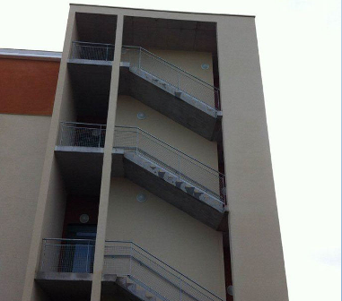 Garde-corps et mains courantes - pour escaliers en béton_0