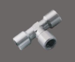 Raccord Pneumatique En T, Diamètre 8 Mm, Filetage 1/8 - Réf. PB08-01 - Neuf