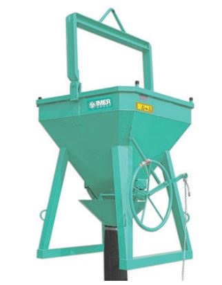 Benne droite ou couchée - Capacité de 400 à 2 000 L - Gamme lève-palettes, bennes, pinces, sécurité & environnement_0