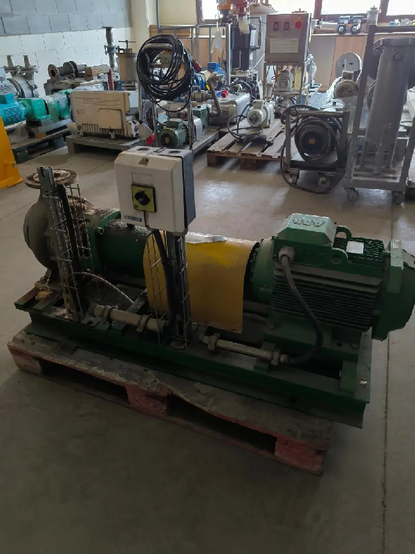Pompe centrifuge 15 kw 2905 rpm - référence                        :                         c9960_0