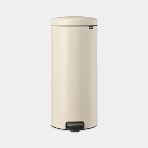 Poubelle à pédale NewIcon -30 litres - Soft Beige - Brabantia - Design emblématique, fiable et hygiénique_0