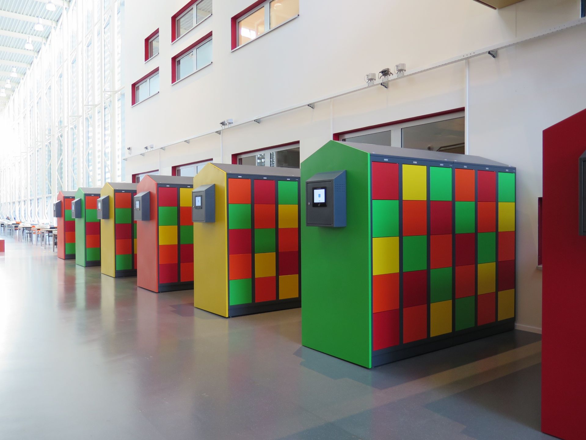 Casier connecté scolaire sur mesure personnalisable_0