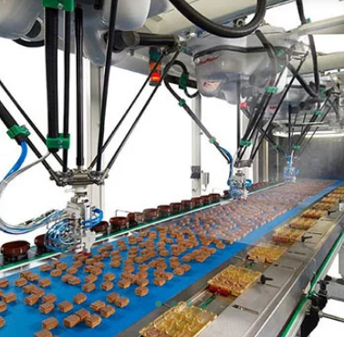 Machine de mise en carton, avec chargement Pick & Place_0
