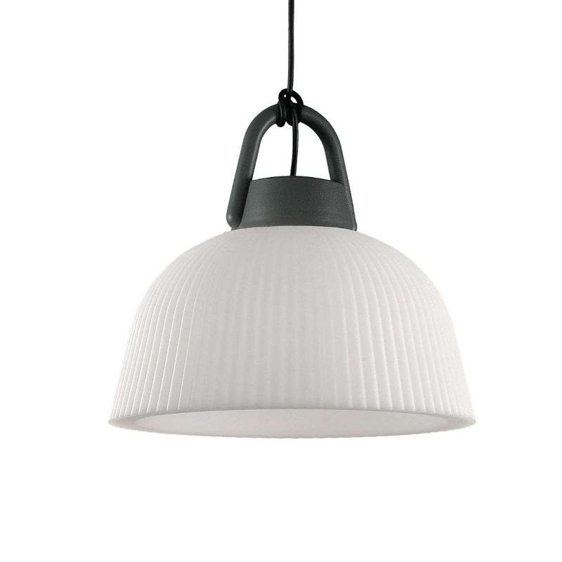 MANTRA ILUMINACIÓN SUSPENSION D\'EXTÉRIEUR KINKÉ AVEC IP44
