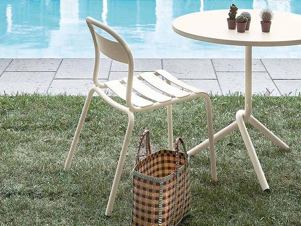 Lot de 4 chaises Outdoor Kanpoa en aluminium pour usage exterieur_0