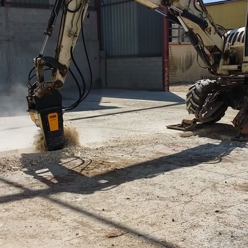 Fraise hydraulique pour pelle hydraulique et mini-chargeuse - Pression bar 300 - 350 - MB-R500_1