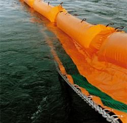 Barrage anti-pollution gonflable pour zones côtières et estuaires - REYCAU_0