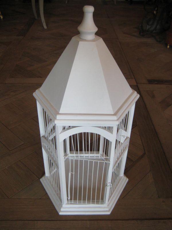 CAGE À OISEAU EN BOIS - KIOSQUE BLANC