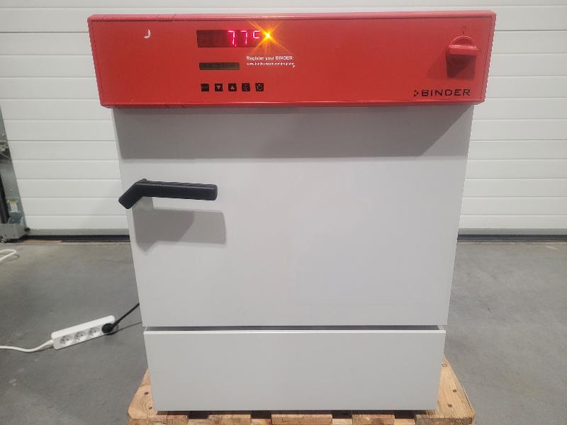 Incubateur / étuve réfrigéré BINDER KB-53 avec convection forcée 100°C_0