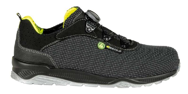 COFRA - Chaussures de sécurité basses Yard S3 ESD SRC T.44 - Tige Techshell résistante et système de serrage Boa_0