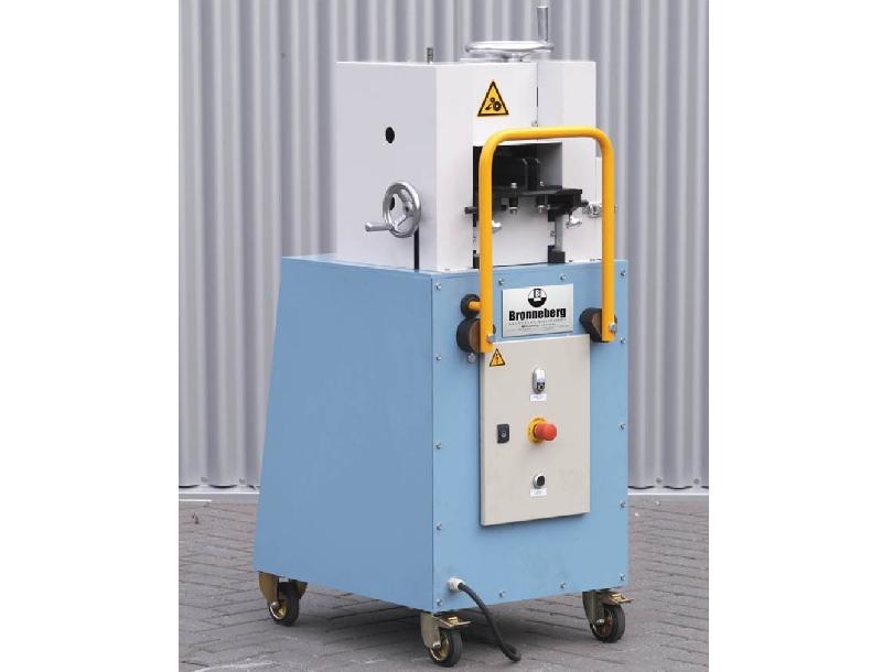 Dénudeur de câbles Bronneberg KAB-90 - universel pour câbles de 2 à 90 mm, électrique 400V - 3 kW_0