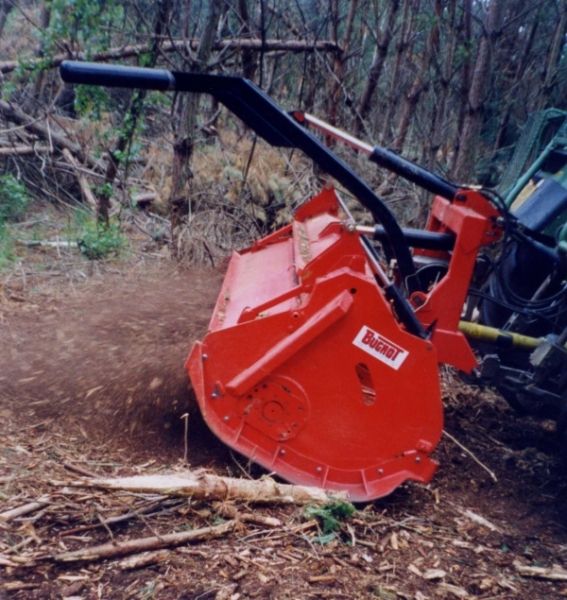 Broyeur forestier BFO et BFSP - Bugnot - 160 à 500 CV avec rotors pour bois et pierres_0