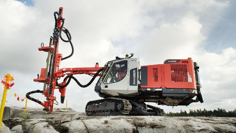 Foreuses de surface hors du trou - Ranger DX800 - Hydraulique, moteur diesel, autotracté_0