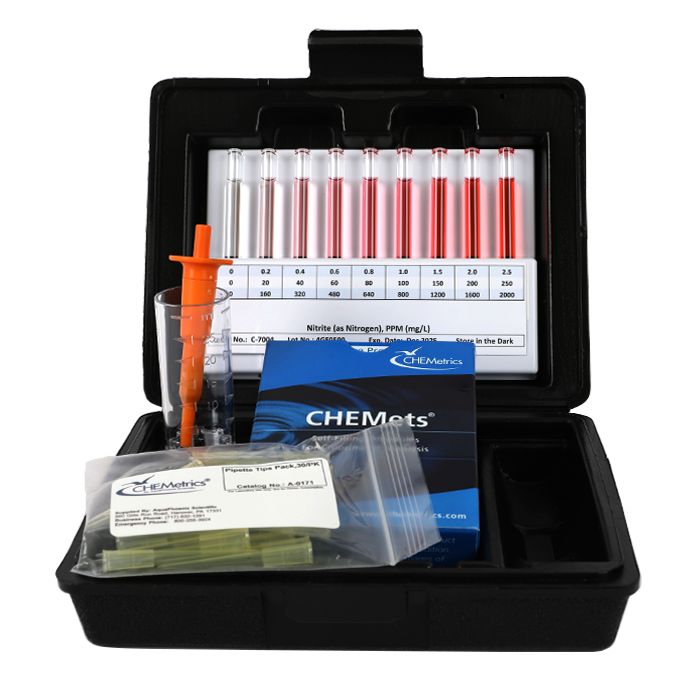 Kit d’analyse visuelle du nitrite, 0-2000 ppm, type : HR CHEMets 30 ampoules, marque Chemetrics - Ref.: NBG048_0