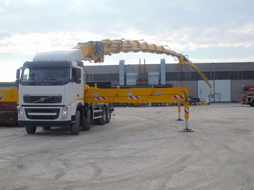 Série 230000A E ASC PLUS - E3 - Grue auxiliaire Cormach - Pression 320 bar - Capacité 39800 kg - Bras hyd. 9470 mm_0