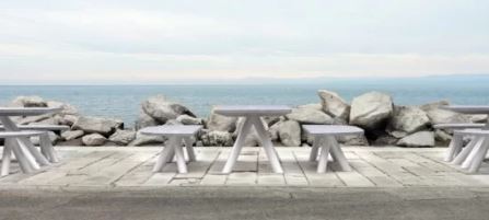 Table pique-nique Sun-Set en béton avec bancs intégrés - Points de connexion intelligents - 100% recyclables_0