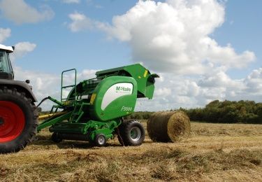 F5500 - presse à balle ronde - mc hale - poids 3500 kg_0