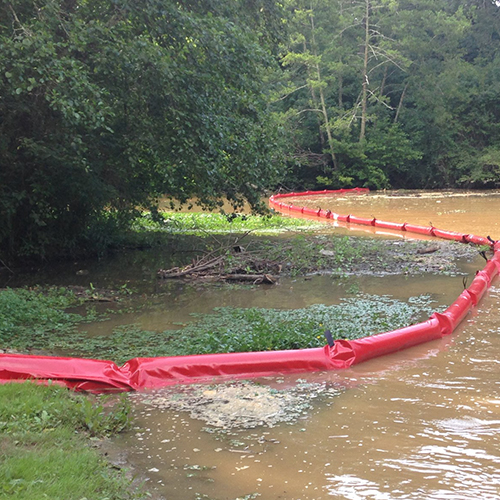 Barrage pour dechets et debris flottants_0