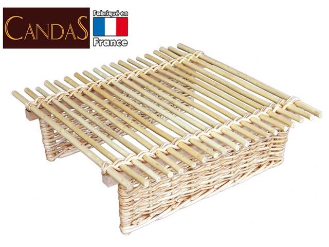GRILLE SUR PIED DE 10