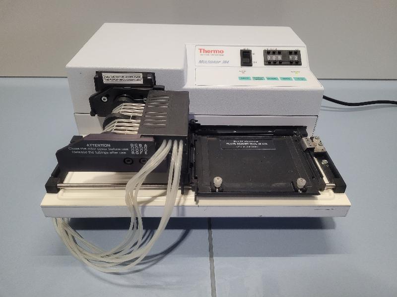 Distributeur de microplaques Thermo Scientific Multidrop 832_0