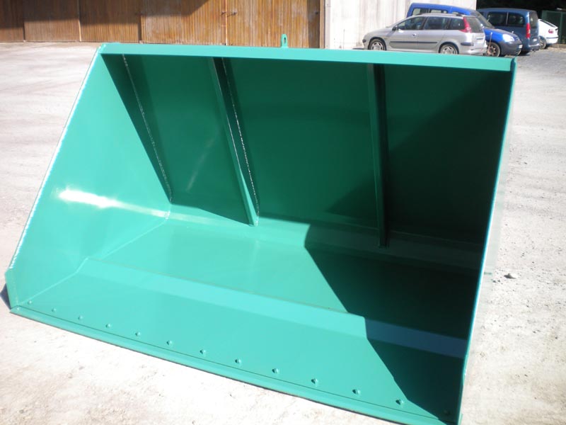 Godet céréales - fixation télescopique - capacité 3000 litres_0