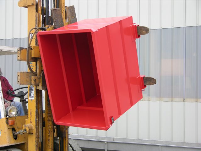 Benne basculante pour chariot à tête rotative - prise fourches - capacité jusqu'à 2000 litres - robuste et sur mesure_0