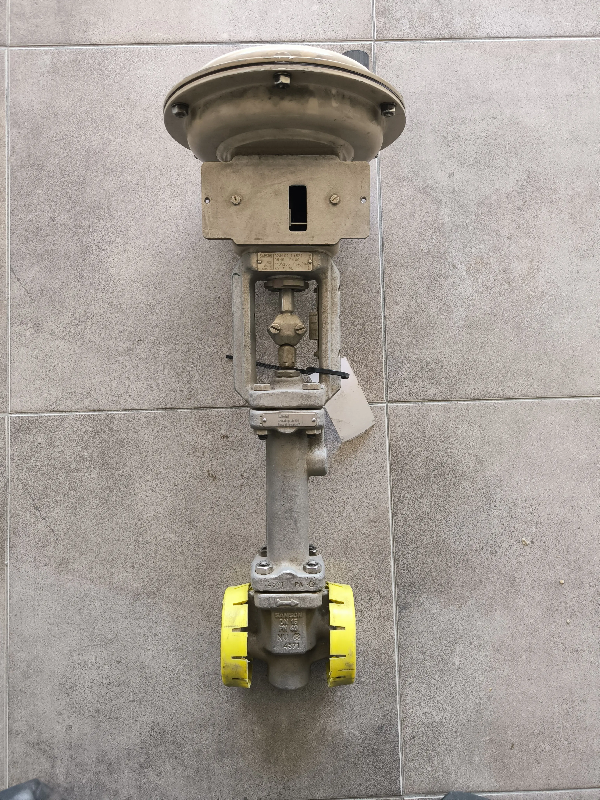 Vanne proportionnelle samson dn15 pn40 avec actionneur pneumatique 324102_0