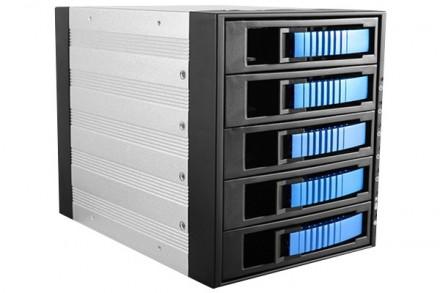 Backplane pour 5 disques SAS/SATA - 3 baies 5