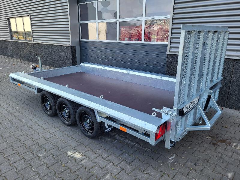 TM 4m x 1m80 porte engin 3 x essieux 1500 kg_0