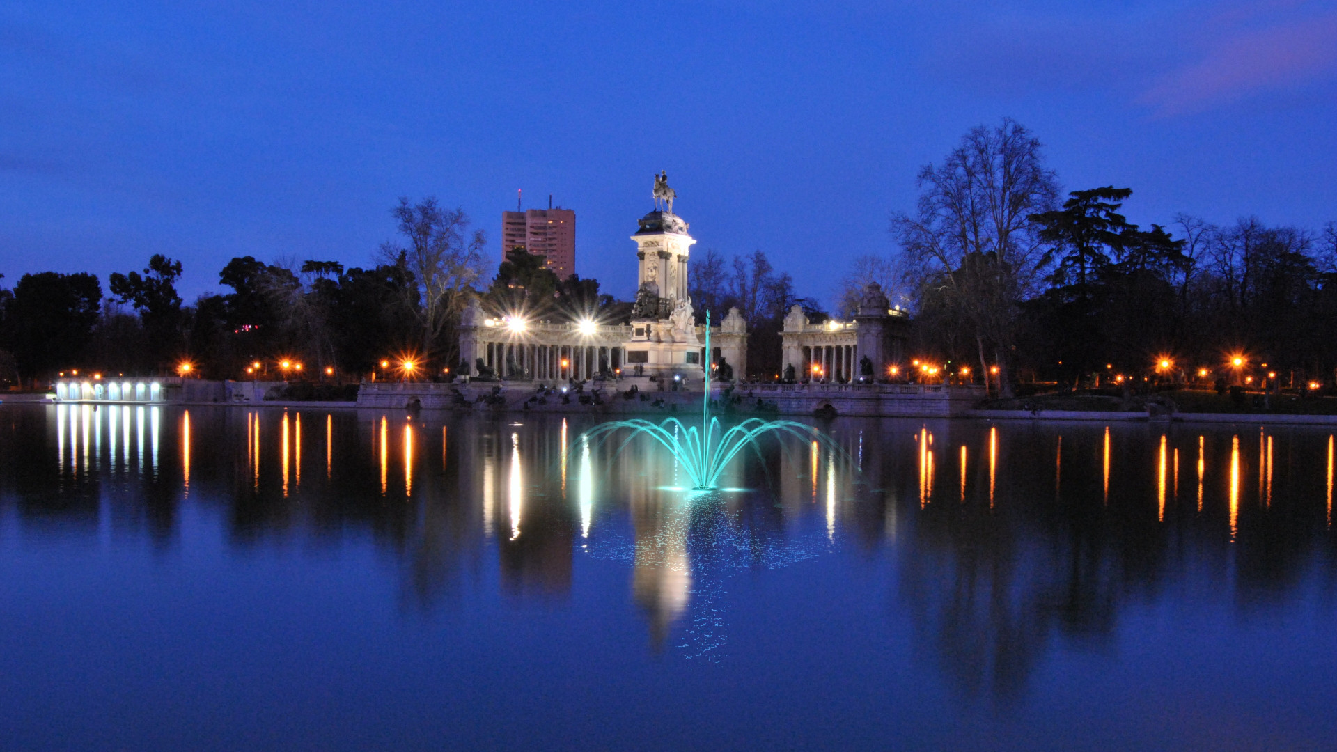 Fontaine flottante seine_0