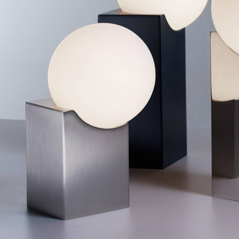 PUJOL ILUMINACIÓN LAMPE À POSER CUB 23,5 CM NICKEL MAT