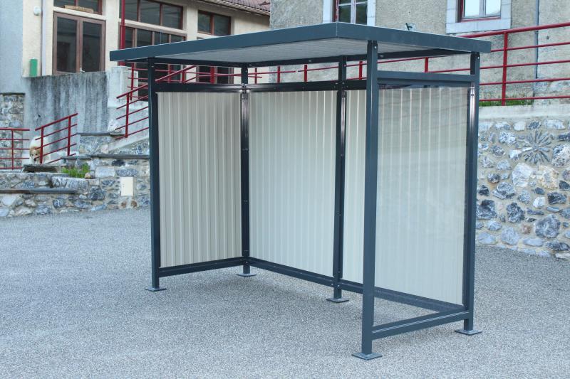 Abri bus Ventoux - structure en acier - bardage en polycarbonate - 3 modèles disponibles - capacité 10 ou 16 personnes_0