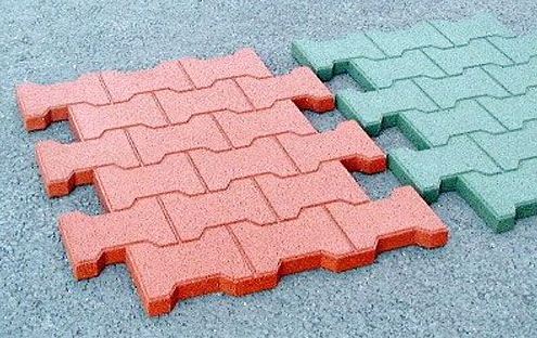 Revêtements pour aires de jeux - Dalle autobloquante 840 x 708 mm - 30 mm/13 kg - Micro-poreuse, drainante et amortissante_0