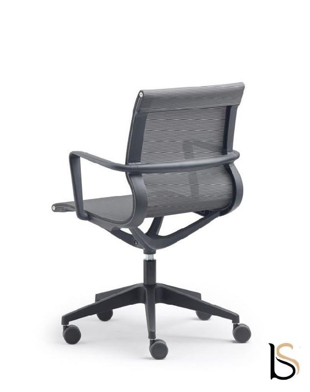 Fauteuil visiteur en résille Luma - Sokoa - Noir_0