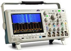 Oscilloscope numérique Tektronix MDO3014/P1 - 4 x 100 MHz, 2,5 Gs/s, analyseur de spectre 3 GHz et logique 16 voies_0