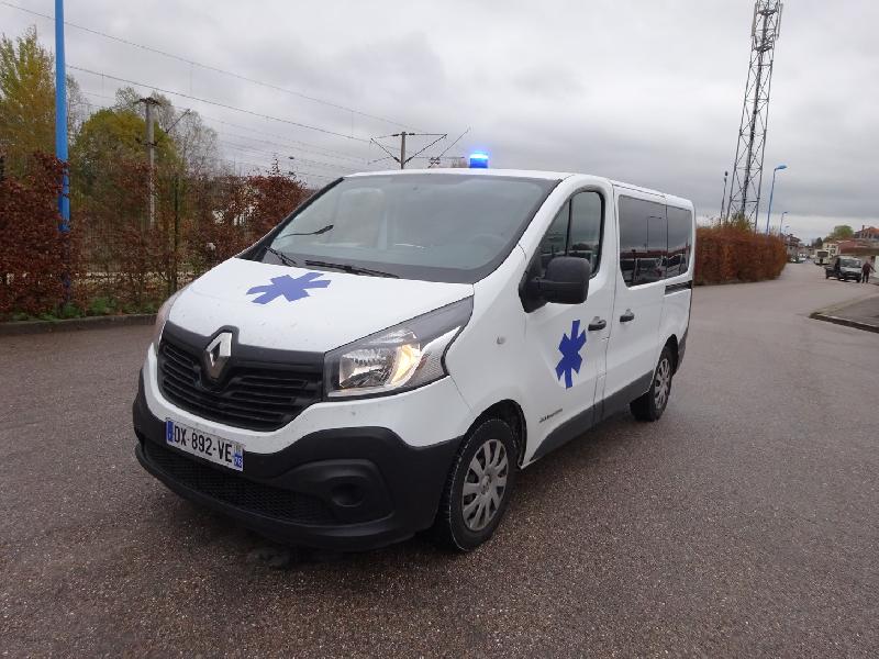 Ambulance renault trafic l1h1 2015 type a1 - occasion_0