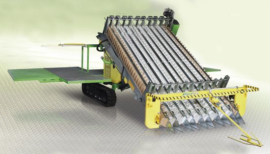 Récolteuse automotrice Slide Trax Small - Hortech SRL - chenilles, 26 kW, légumes à feuille_0