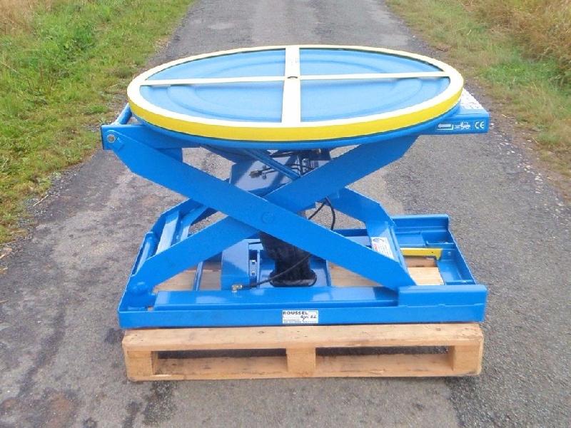 Table élévatrice de palettisation à niveau constant - pneumatique - capacité 1400 kg ou 2000 kg_0