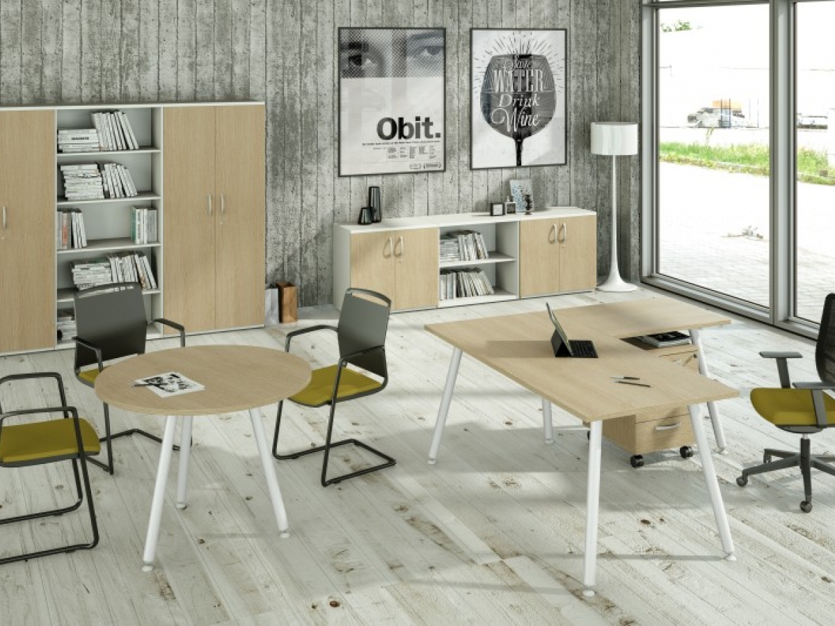 Bureau d'angle en métal