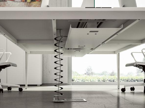 Rail avec goulotte pour bench_0
