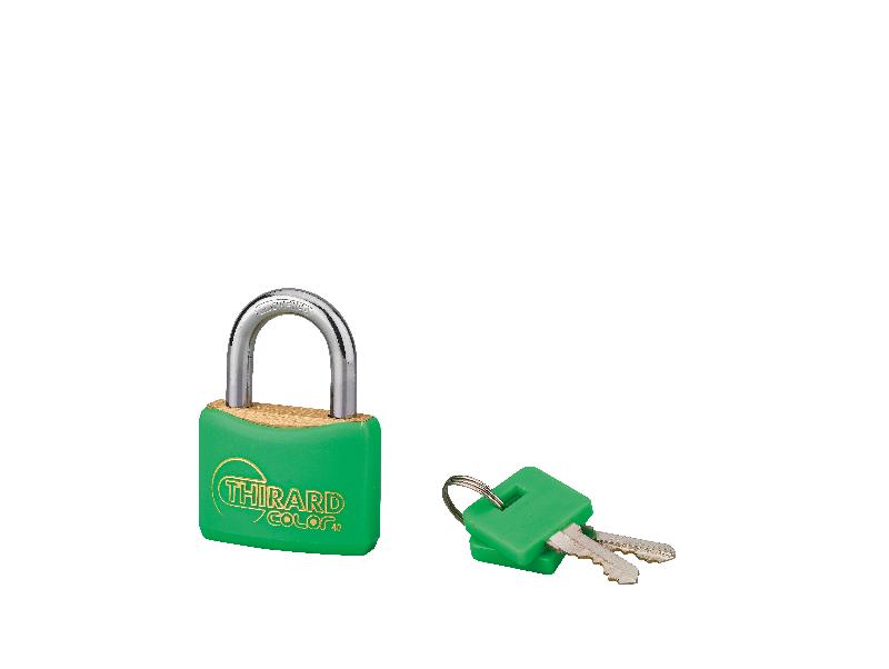 Cadenas à clé Thirard Color - Vert 40 mm - Corps laiton monobloc gainé PVC - Anse acier cémenté_0