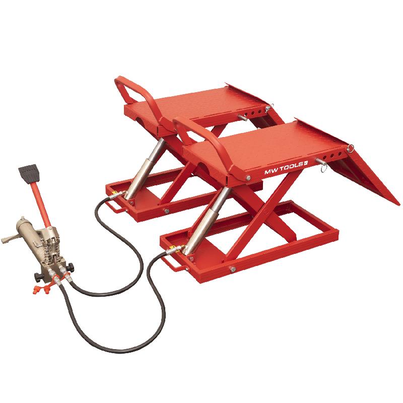 Élévateur mobile à ciseaux pour voitures avec pompe hydraulique 1350kg 450mm MW Tools MLM1500_0