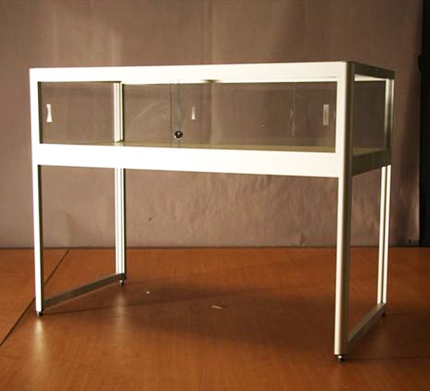 Vitrine table avec portes coulissantes sécurisées - L 120 x P 60 x H 92 cm - Verre trempé et structure aluminium anodisé_0