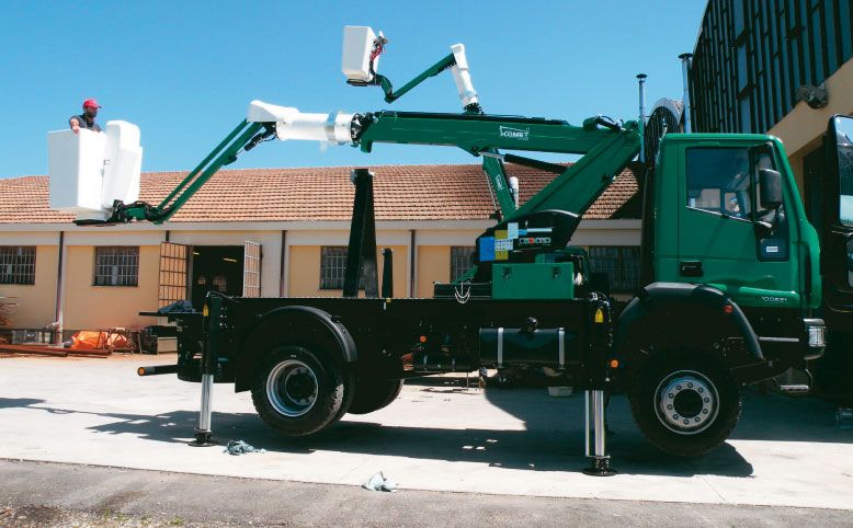 Camion nacelle Eurosfilo-i 14 | 2 | 9.5 jib 46kV - Comet - 14m - Hauteur de travail et panier isolé_0