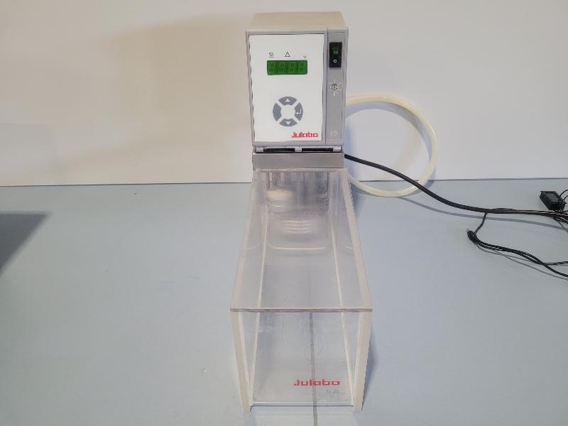 Bain thermostaté avec thermostat à immersion JULABO type ED_0